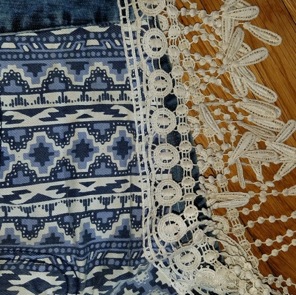 Wicked cute shorts - Picture 3 of 3